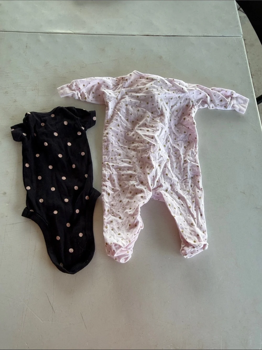 Gerber Baby Girls Pink Star Print Footed One-Piece and Polka Dot Onsie
